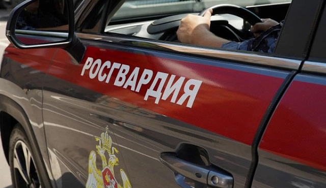 На северо-западе Москвы росгвардейцы задержали подозреваемых в нанесении телесных повреждений